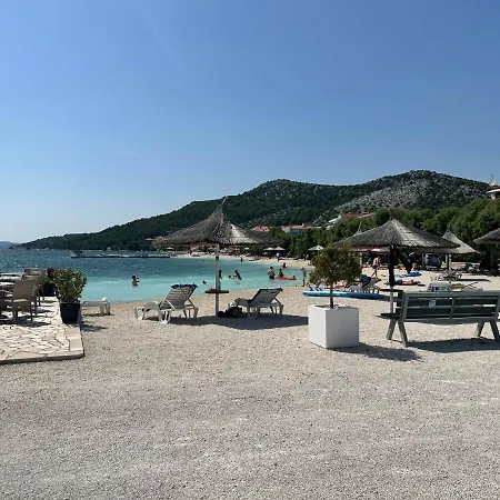 Luxury By The Sea On The Stone Seget Vranjica