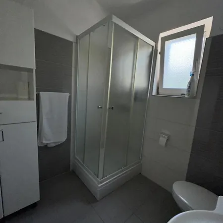Διαμέρισμα Luxury By The Sea On The Stone Seget Vranjica