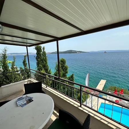 Διαμέρισμα Luxury By The Sea On The Stone *