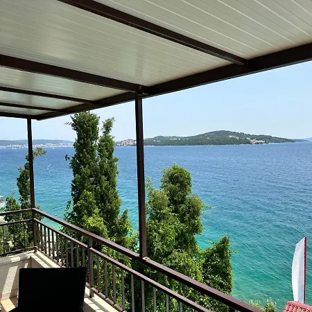 Luxury By The Sea On The Stone Διαμέρισμα Seget Vranjica